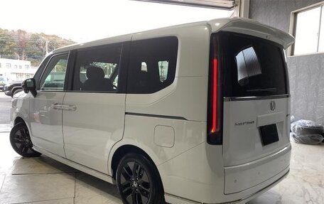 Honda Stepwgn, 2023 год, 2 187 000 рублей, 7 фотография