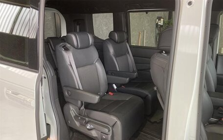 Honda Stepwgn, 2023 год, 2 187 000 рублей, 11 фотография