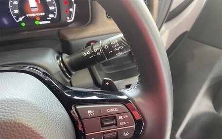 Honda Stepwgn, 2023 год, 2 187 000 рублей, 17 фотография