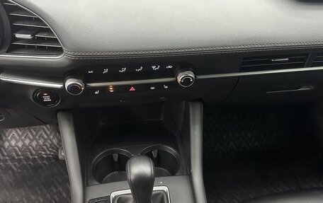 Mazda 3, 2021 год, 1 669 000 рублей, 17 фотография