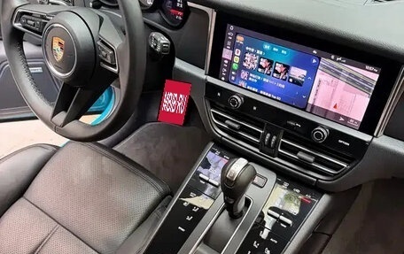 Porsche Macan I рестайлинг, 2022 год, 6 350 000 рублей, 8 фотография
