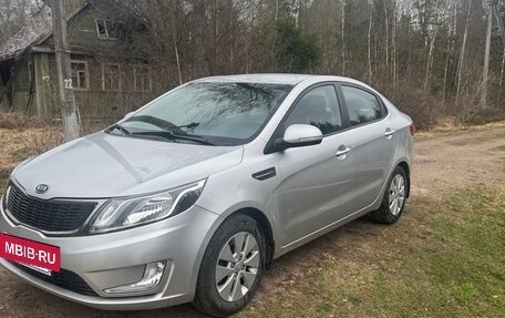 KIA Rio III рестайлинг, 2012 год, 950 000 рублей, 2 фотография