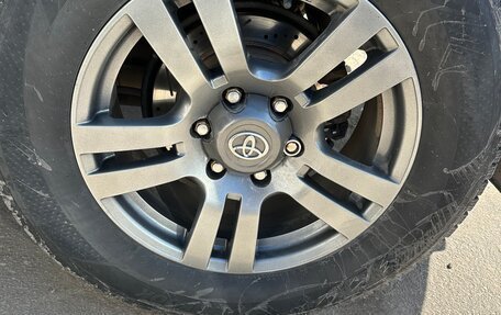 Toyota Land Cruiser Prado 150 рестайлинг 2, 2017 год, 3 500 000 рублей, 10 фотография