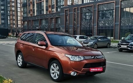 Mitsubishi Outlander III рестайлинг 3, 2012 год, 1 150 000 рублей, 1 фотография