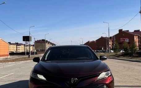 Toyota Camry, 2018 год, 2 990 000 рублей, 7 фотография