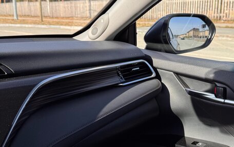 Toyota Camry, 2018 год, 2 990 000 рублей, 27 фотография