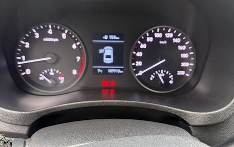 Hyundai Solaris II рестайлинг, 2019 год, 1 050 000 рублей, 8 фотография