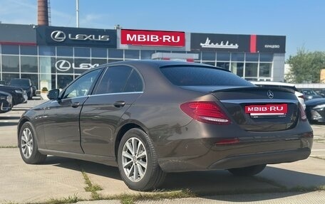 Mercedes-Benz E-Класс, 2016 год, 2 495 000 рублей, 5 фотография