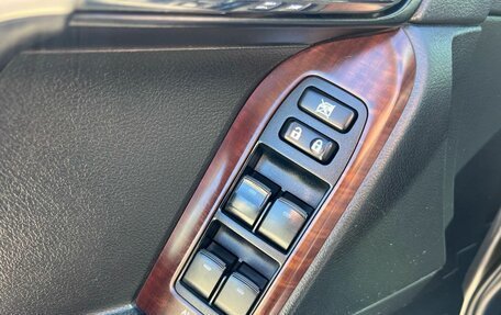 Toyota Land Cruiser Prado 150 рестайлинг 2, 2015 год, 3 349 900 рублей, 18 фотография