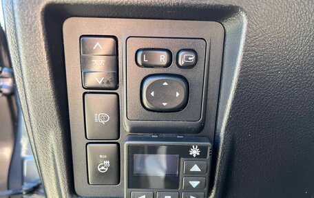 Toyota Land Cruiser Prado 150 рестайлинг 2, 2015 год, 3 349 900 рублей, 17 фотография