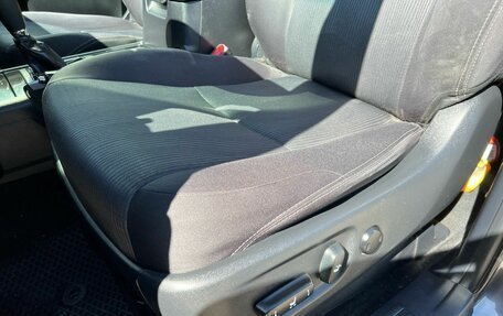 Toyota Land Cruiser Prado 150 рестайлинг 2, 2015 год, 3 349 900 рублей, 16 фотография