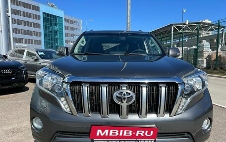 Toyota Land Cruiser Prado 150 рестайлинг 2, 2015 год, 3 349 900 рублей, 10 фотография