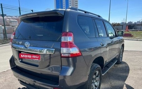 Toyota Land Cruiser Prado 150 рестайлинг 2, 2015 год, 3 349 900 рублей, 7 фотография