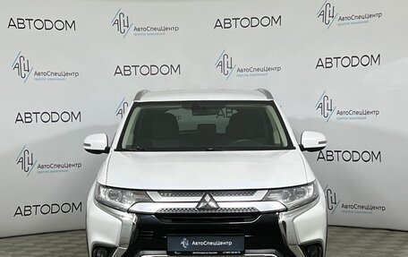 Mitsubishi Outlander III рестайлинг 3, 2019 год, 1 957 000 рублей, 5 фотография