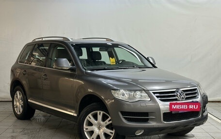 Volkswagen Touareg III, 2008 год, 1 050 000 рублей, 2 фотография