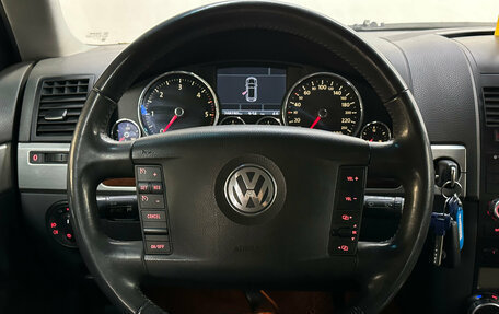 Volkswagen Touareg III, 2008 год, 1 050 000 рублей, 13 фотография