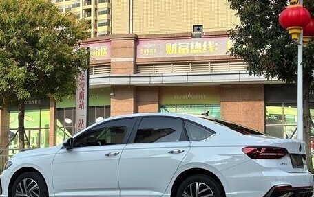 Volkswagen Lavida, 2025 год, 1 824 000 рублей, 6 фотография