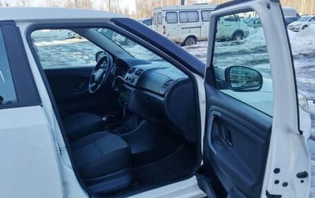 Skoda Fabia II, 2013 год, 465 000 рублей, 11 фотография