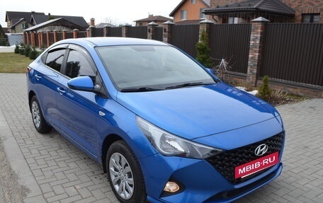 Hyundai Solaris II рестайлинг, 2020 год, 1 520 000 рублей, 2 фотография