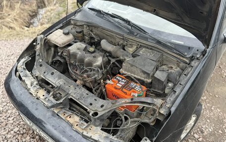 Ford Focus IV, 2001 год, 150 000 рублей, 6 фотография