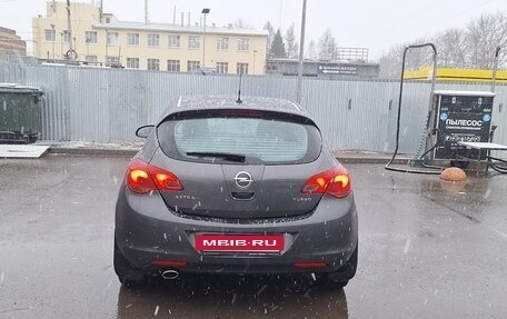 Opel Astra J, 2011 год, 450 000 рублей, 3 фотография