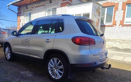 Volkswagen Tiguan I, 2014 год, 1 800 000 рублей, 3 фотография