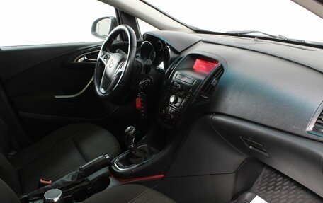 Opel Astra J, 2011 год, 540 000 рублей, 10 фотография