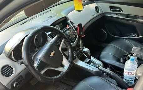 Chevrolet Cruze II, 2011 год, 650 000 рублей, 7 фотография