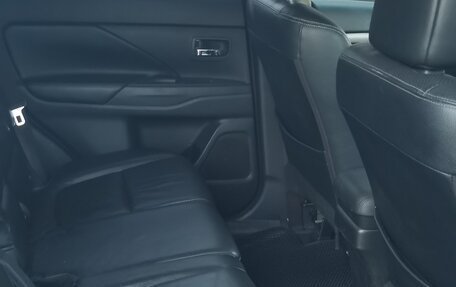 Mitsubishi Outlander III рестайлинг 3, 2012 год, 1 150 000 рублей, 7 фотография