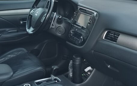 Mitsubishi Outlander III рестайлинг 3, 2012 год, 1 150 000 рублей, 6 фотография