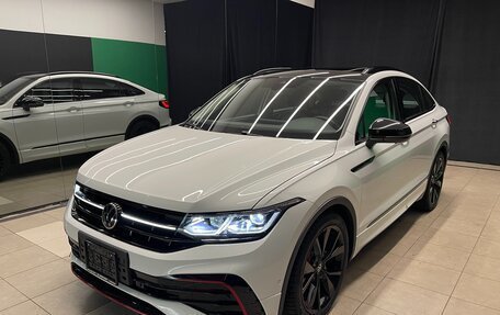 Volkswagen Tiguan II, 2022 год, 4 500 000 рублей, 4 фотография