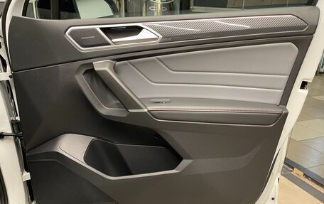 Volkswagen Tiguan II, 2022 год, 4 500 000 рублей, 22 фотография