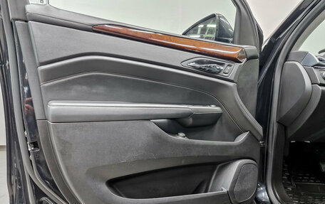 Cadillac SRX II рестайлинг, 2011 год, 1 400 000 рублей, 18 фотография