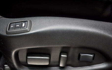 Cadillac SRX II рестайлинг, 2011 год, 1 400 000 рублей, 20 фотография