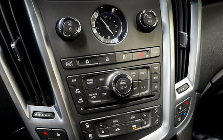 Cadillac SRX II рестайлинг, 2011 год, 1 400 000 рублей, 26 фотография