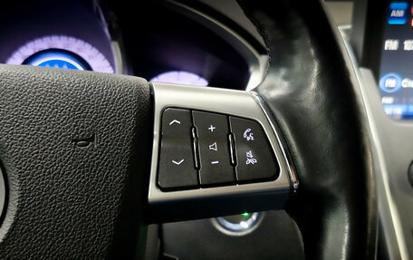 Cadillac SRX II рестайлинг, 2011 год, 1 400 000 рублей, 25 фотография