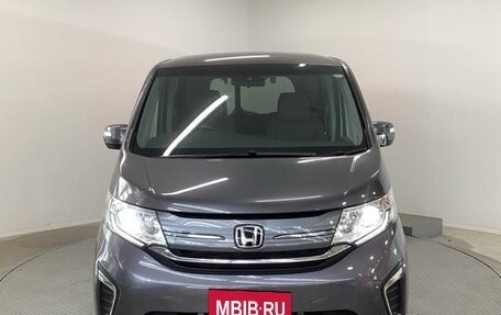 Honda Stepwgn IV, 2020 год, 1 463 000 рублей, 2 фотография