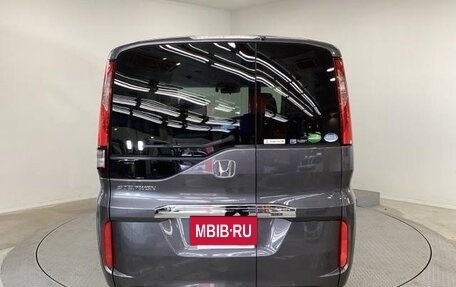 Honda Stepwgn IV, 2020 год, 1 463 000 рублей, 6 фотография
