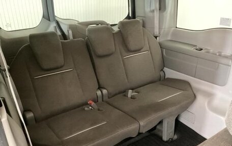 Honda Stepwgn IV, 2020 год, 1 463 000 рублей, 12 фотография