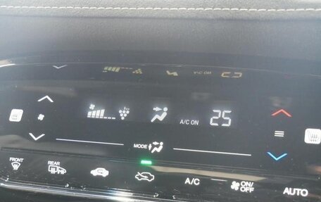 Honda Vezel, 2020 год, 1 412 000 рублей, 11 фотография