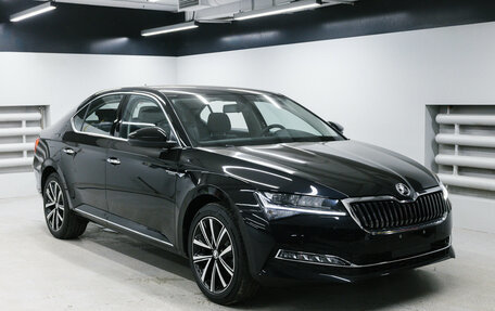 Skoda Superb, 2025 год, 3 150 000 рублей, 1 фотография