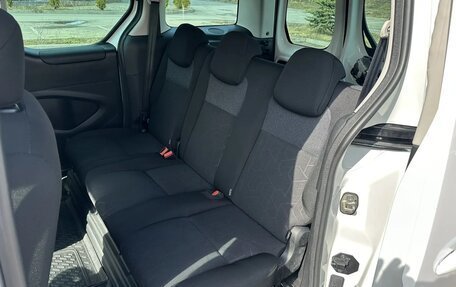 Peugeot Partner II рестайлинг 2, 2018 год, 940 000 рублей, 15 фотография