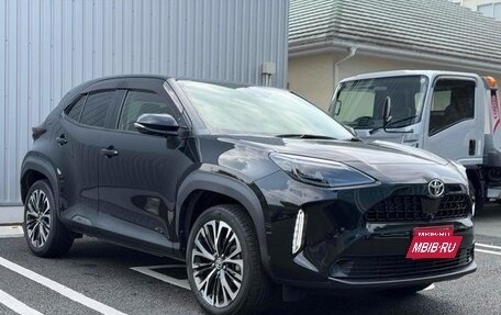 Toyota Yaris Cross, 2022 год, 1 620 000 рублей, 1 фотография