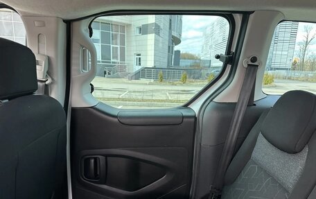 Peugeot Partner II рестайлинг 2, 2018 год, 940 000 рублей, 18 фотография
