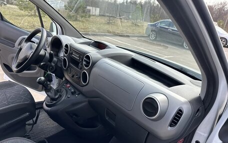 Peugeot Partner II рестайлинг 2, 2018 год, 940 000 рублей, 21 фотография