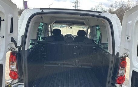 Peugeot Partner II рестайлинг 2, 2018 год, 940 000 рублей, 29 фотография