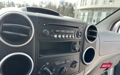 Peugeot Partner II рестайлинг 2, 2018 год, 940 000 рублей, 27 фотография