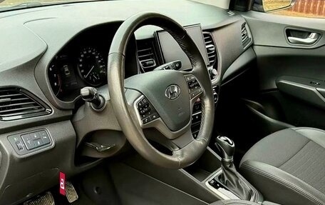 Hyundai Solaris II рестайлинг, 2021 год, 1 500 000 рублей, 5 фотография