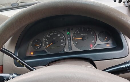 Toyota Gaia, 2001 год, 500 000 рублей, 4 фотография