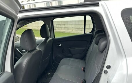 Dacia Logan II, 2017 год, 810 000 рублей, 13 фотография